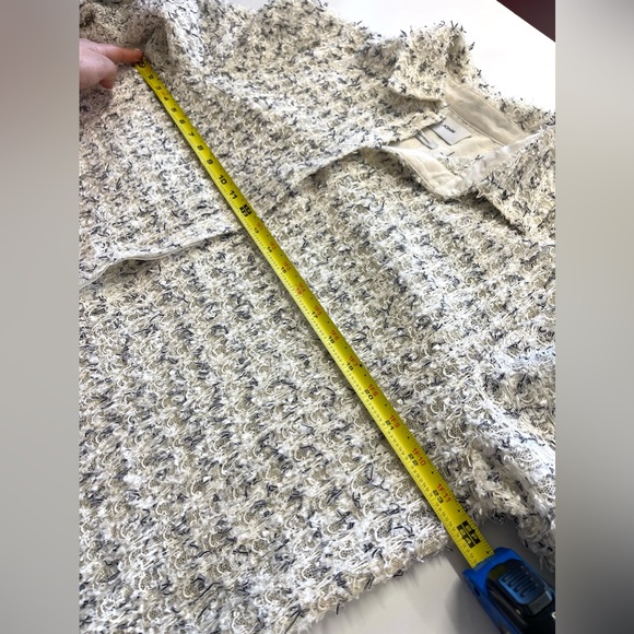 St. John Cream Boucle Knit Textured Sheer Shirt / Jacket sz 12 old money preppy - Picture 12 of 16